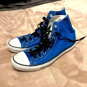 Men’s Converse All Star Classic hi-top size 9